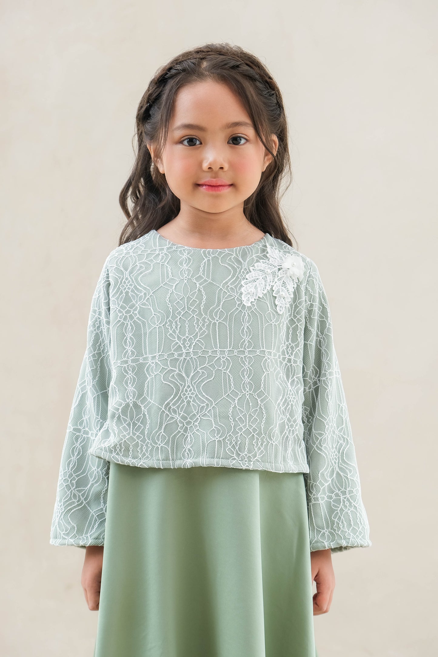 Maliha Dress (white/green)