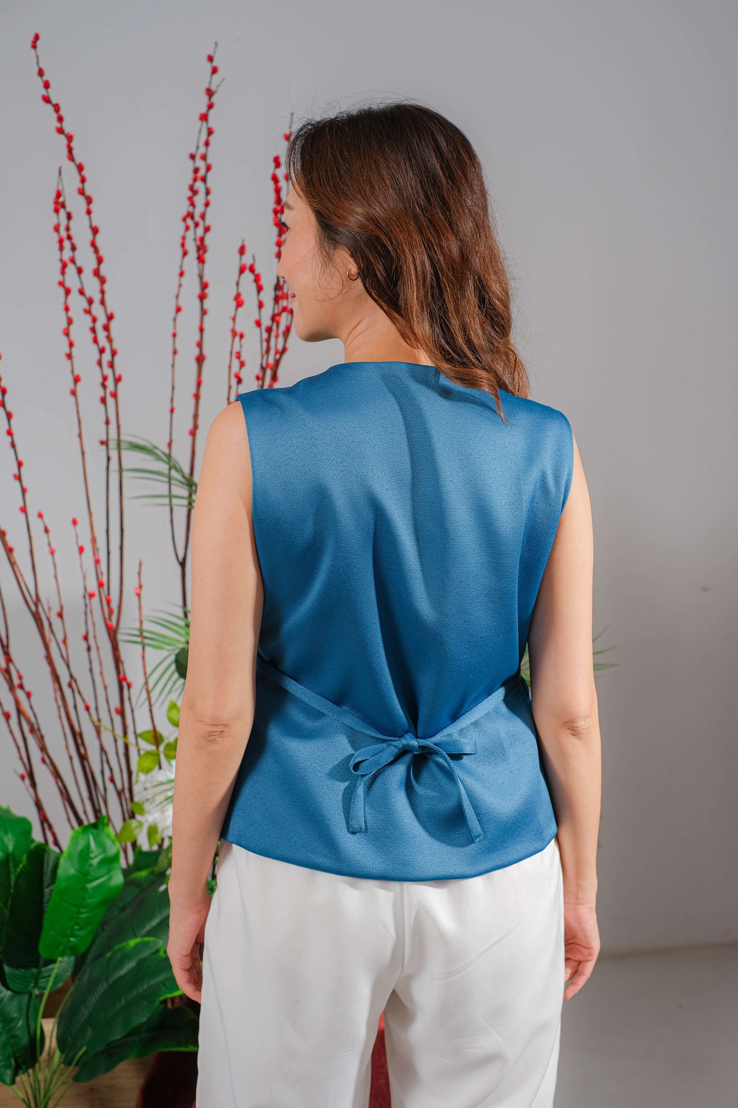 Peacock Topaz Mom Top