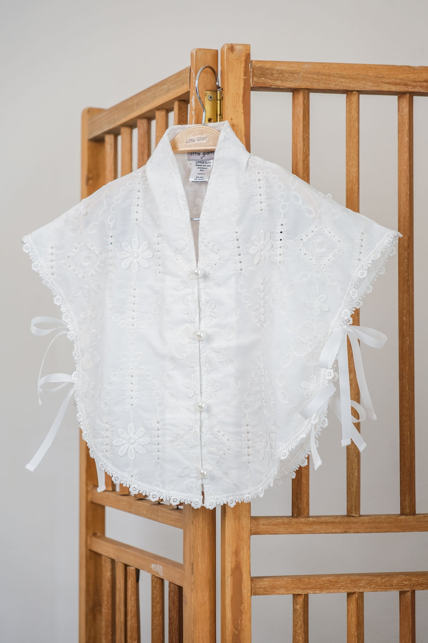 Laras Vest Embroidery