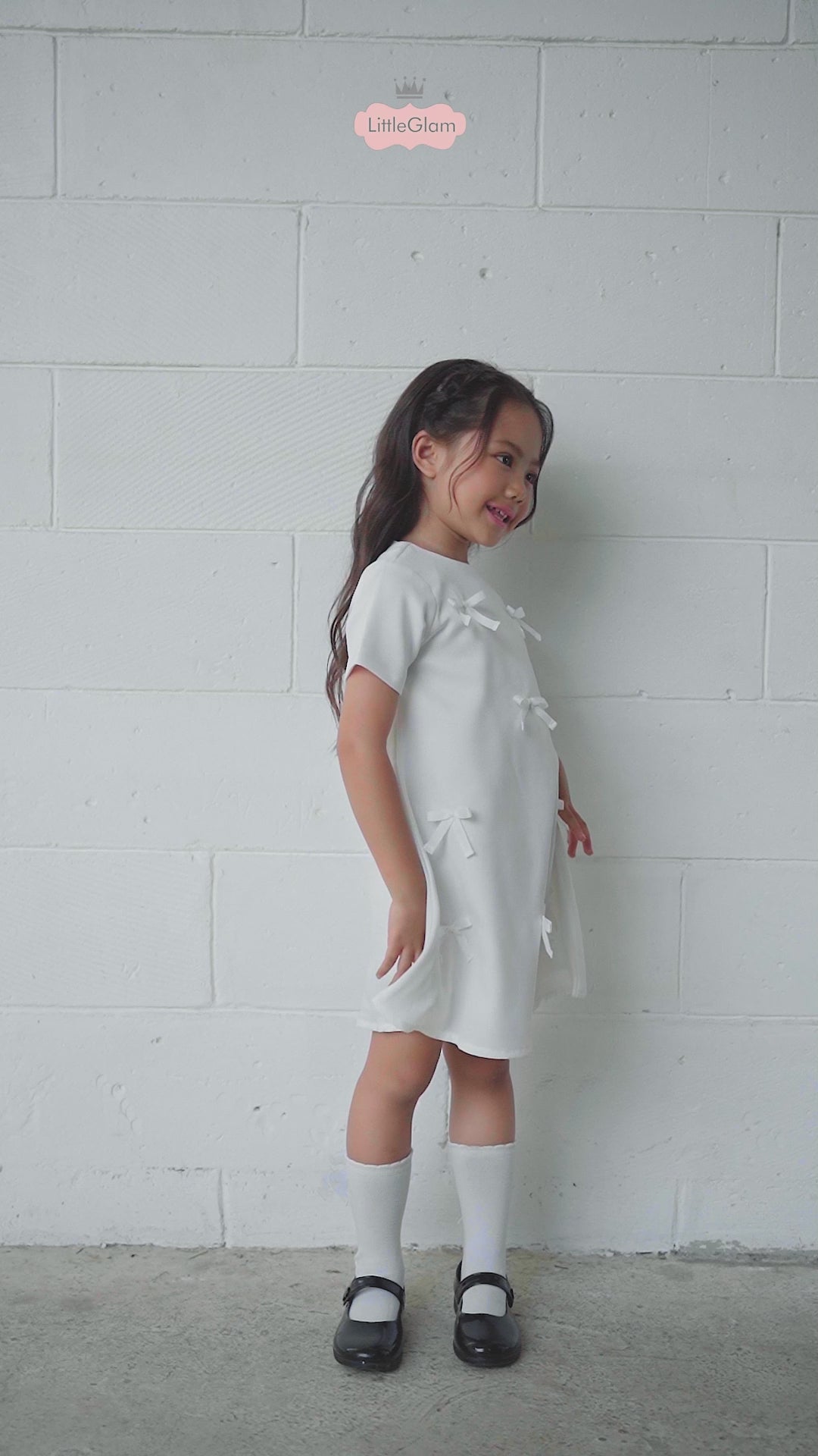 Load video: koleksi baju natal anak