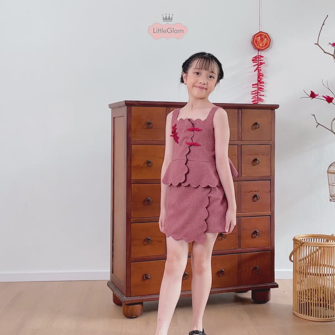 Load video: koleksi baju natal anak